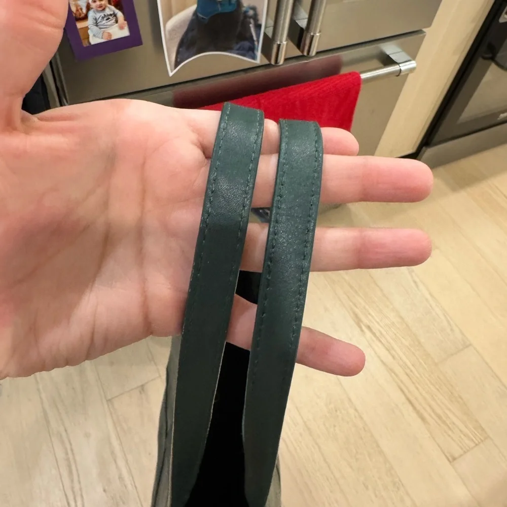 Walter Baker Green Leather Tote Bag - Picture 2 of 6